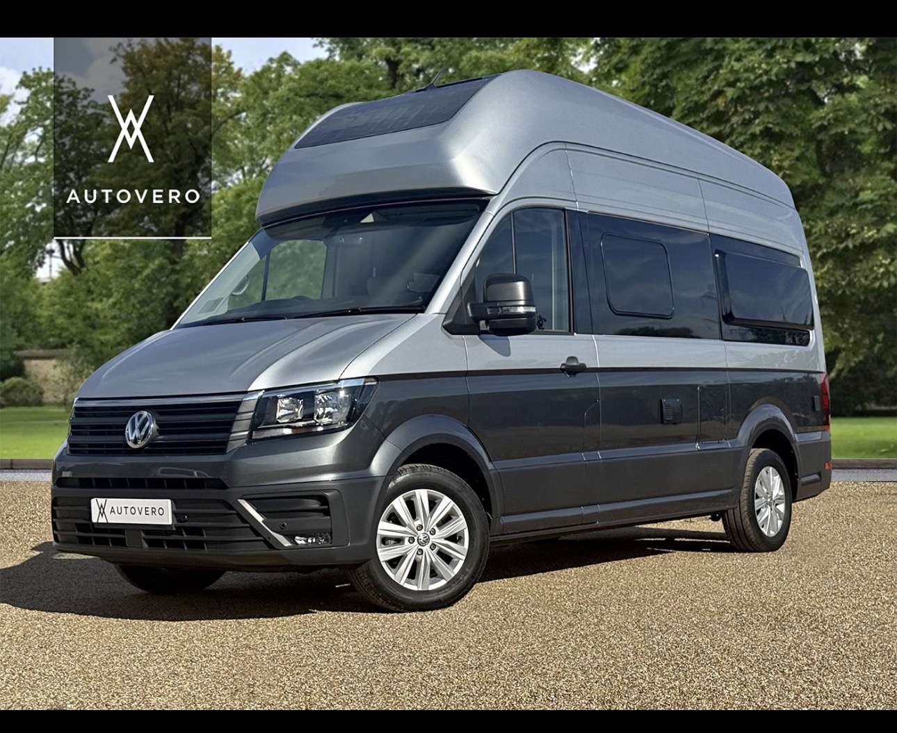 Vehicle photograph 5