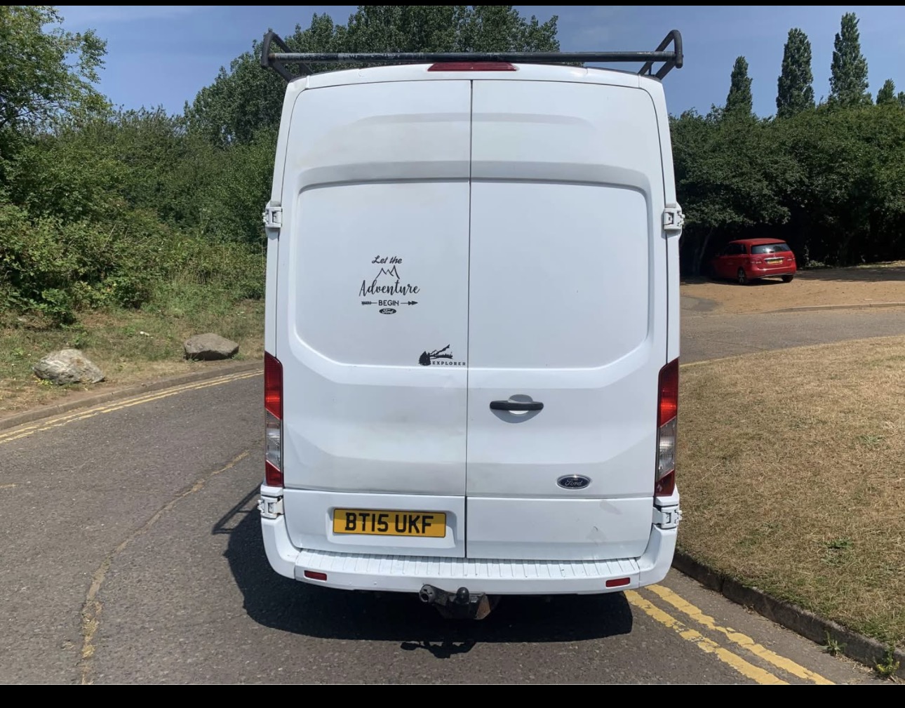 Vehicle photograph 6