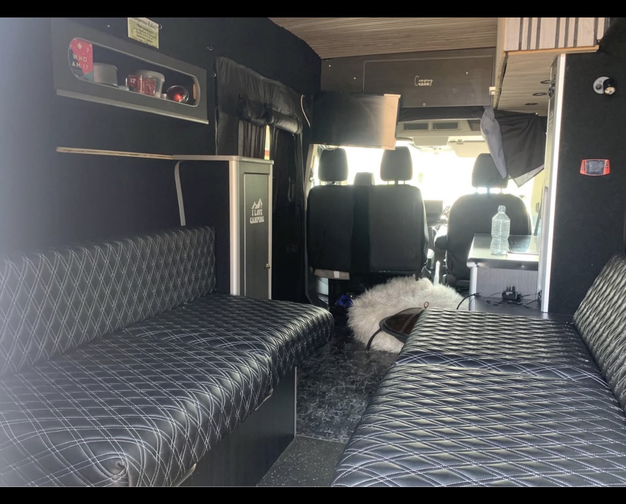 Vehicle photograph 13