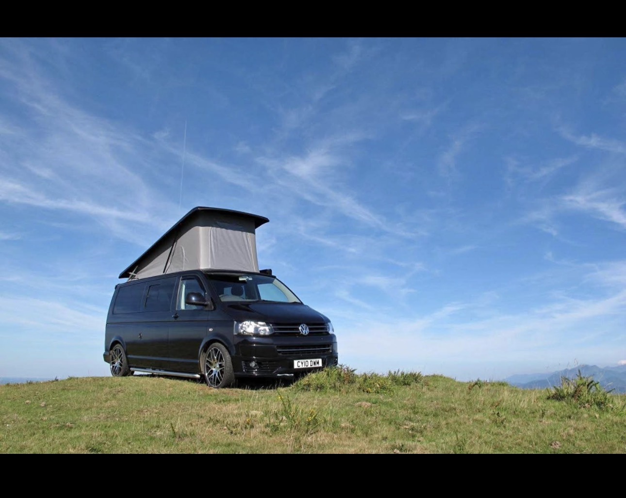 Vehicle photograph 2